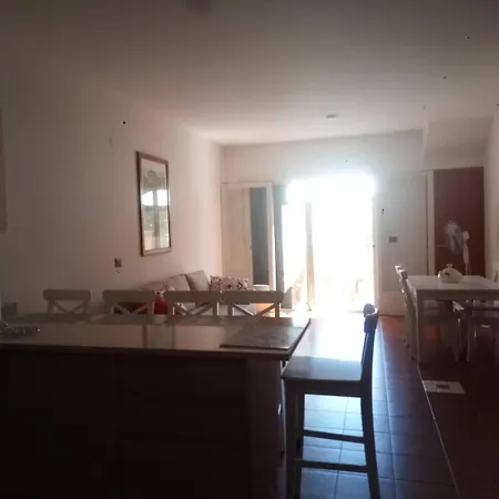Sibari Real Estate Semesterbostad I Casoni